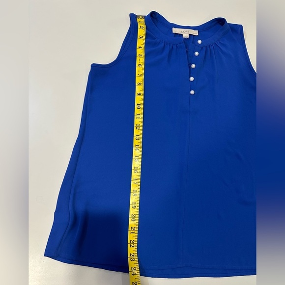 Loft Sleeveless Royal Blue Top with Pearl Buttons Size XS Petite - Picture 5 of 6